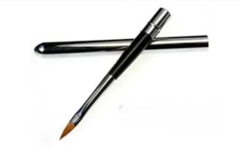 Retractable lip brush1