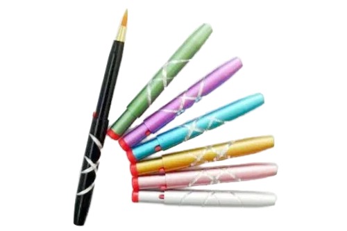 Retractable lip brush2